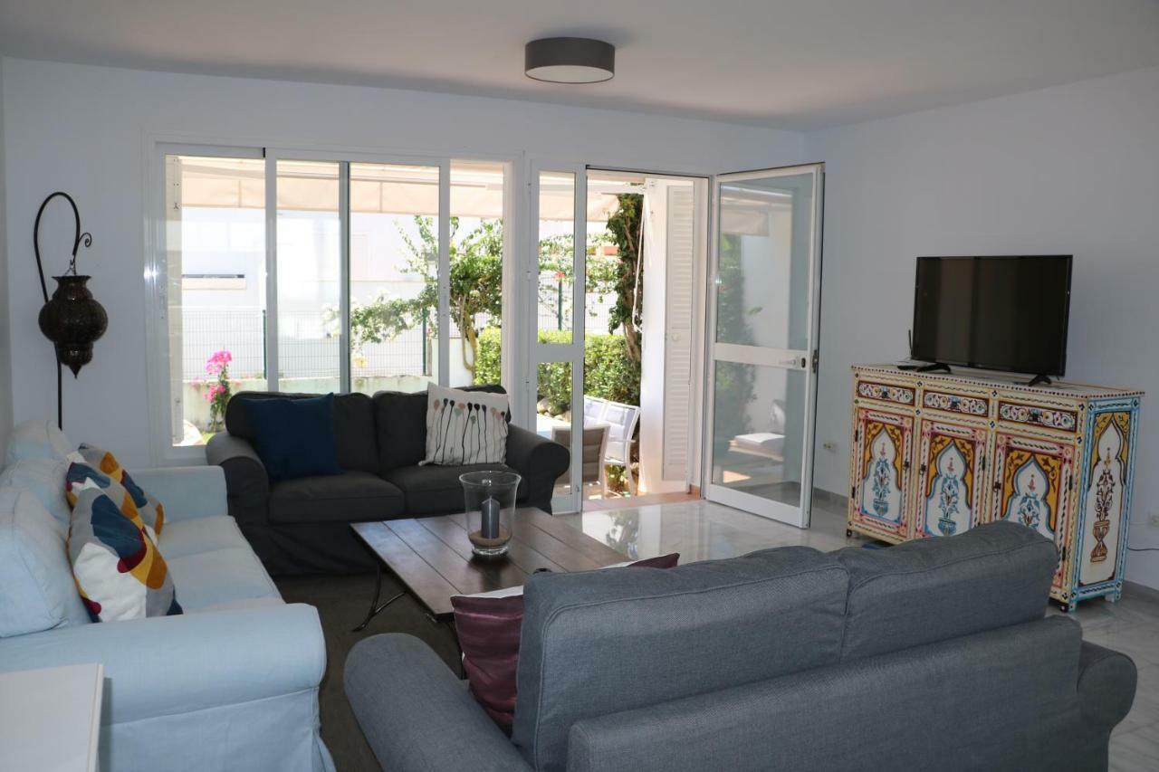 Beach Cove In Conil Conil De La Frontera Exterior photo